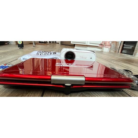 CIBest EVD Video SIMPLE PROJECTION SCREEN DVD Player & Movie Projector - Picture 5 of 11